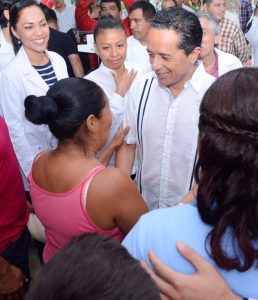Gobernador Carlos Joaquín, Gobierno de Quintana roo, Carlos Joaquín,Alfredo v bonfil