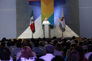 Gobernador Carlos Joaquín, Gobierno de quintana roo, Carlos Joaquín, arturo nuñez, gobernador de tabasco, informe de Gobierno