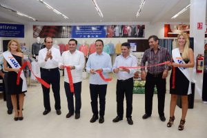 Gobernador Carlos Joaquín, Gobierno de Quintana roo, Carlos Joaquín, Embajador de la República popular China, turismo chino, qui Xiaoqi