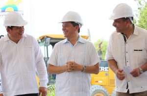 Gobernador Carlos joaquin, Gobierno de quintana roo, Carlos Joaquín,Jorge Portilla, SINTRA, alexander zetina, Bacalar,Chetumal,