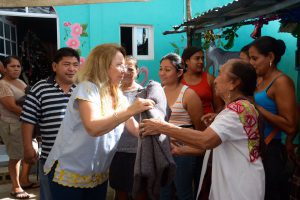 DIF, Gabriela Rejón de Joaquín, Presidenta del DIF, María Elba Carranza Aguirre, Directora del DIF, Cobijando con amor, IEEA, Defensa de los Niños Pobres A.C., Damas Voluntarias,