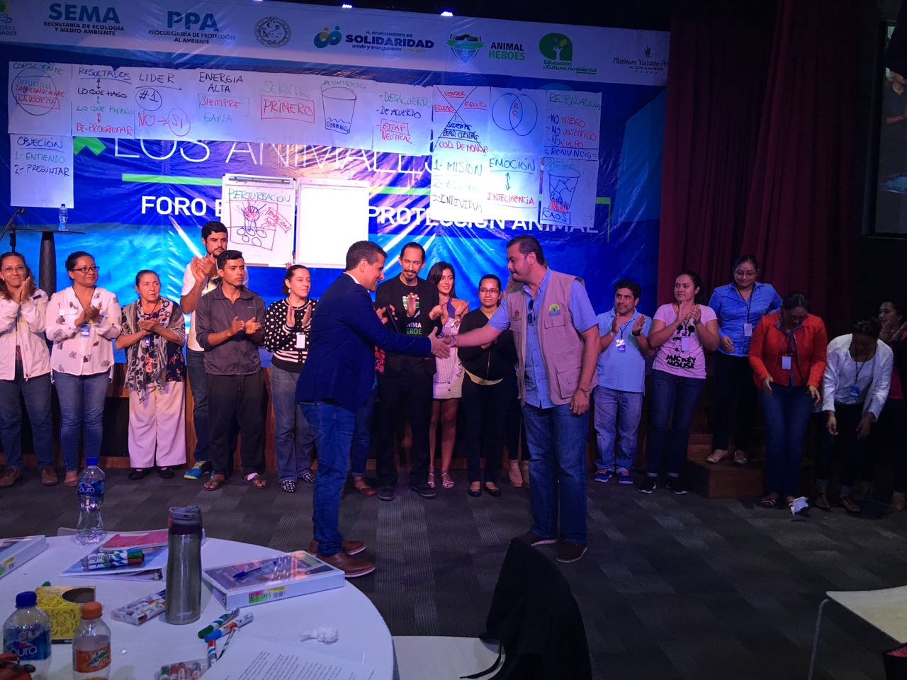 Con éxito se clausura el Primer Foro de Protección Animal Quintana Roo ...