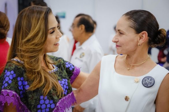 77271350-25c9-40ae-aa81-aaef104f244a